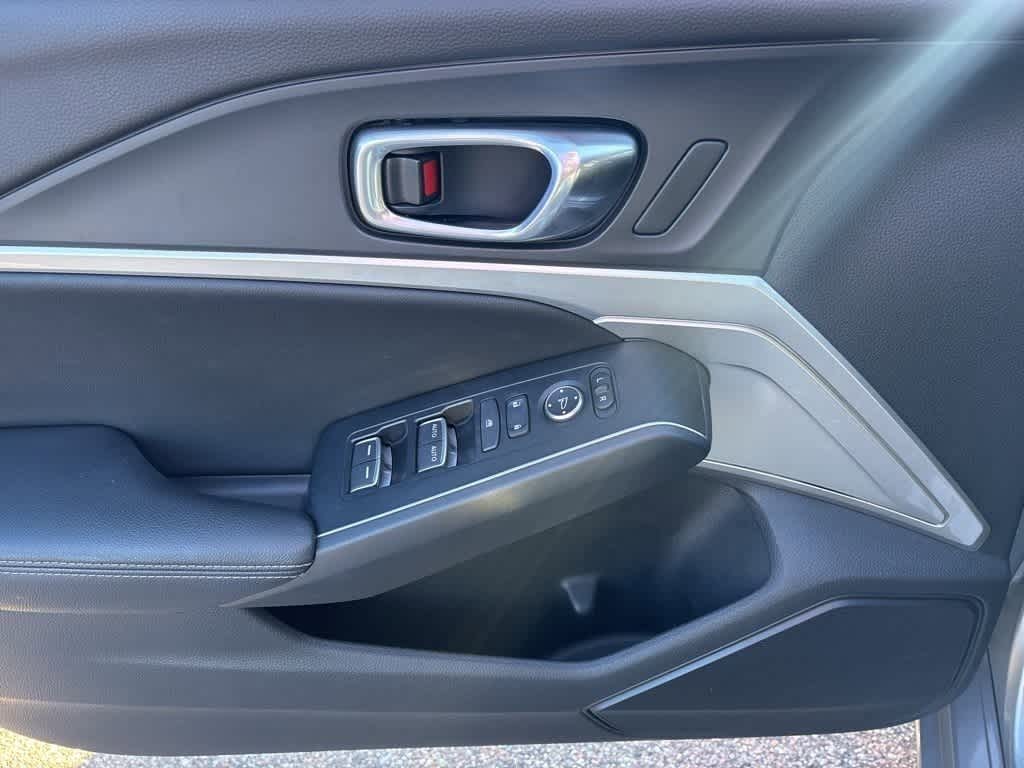 Thumbnail: 2023 Acura Integra - 10