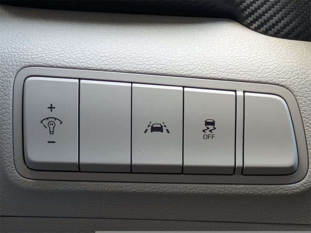 Thumbnail: 2021 Hyundai Tucson - 23