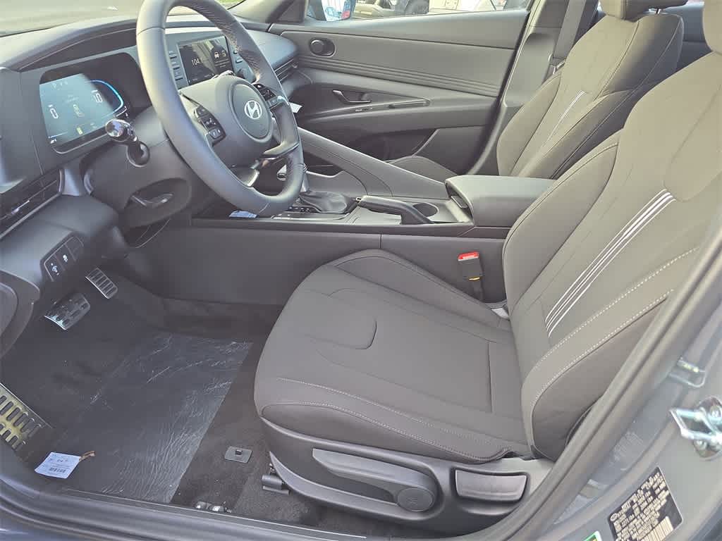 Thumbnail: 2026 Hyundai Elantra - 16