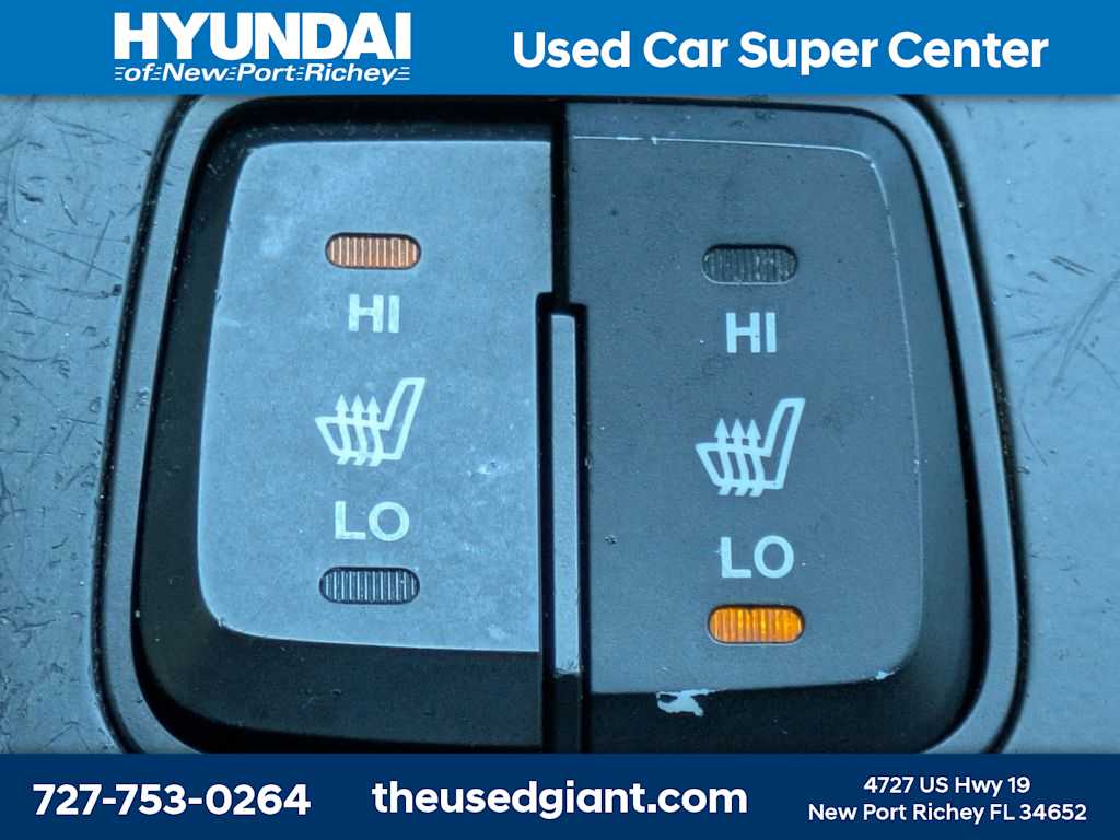 Thumbnail: 2014 Hyundai Sonata - 24