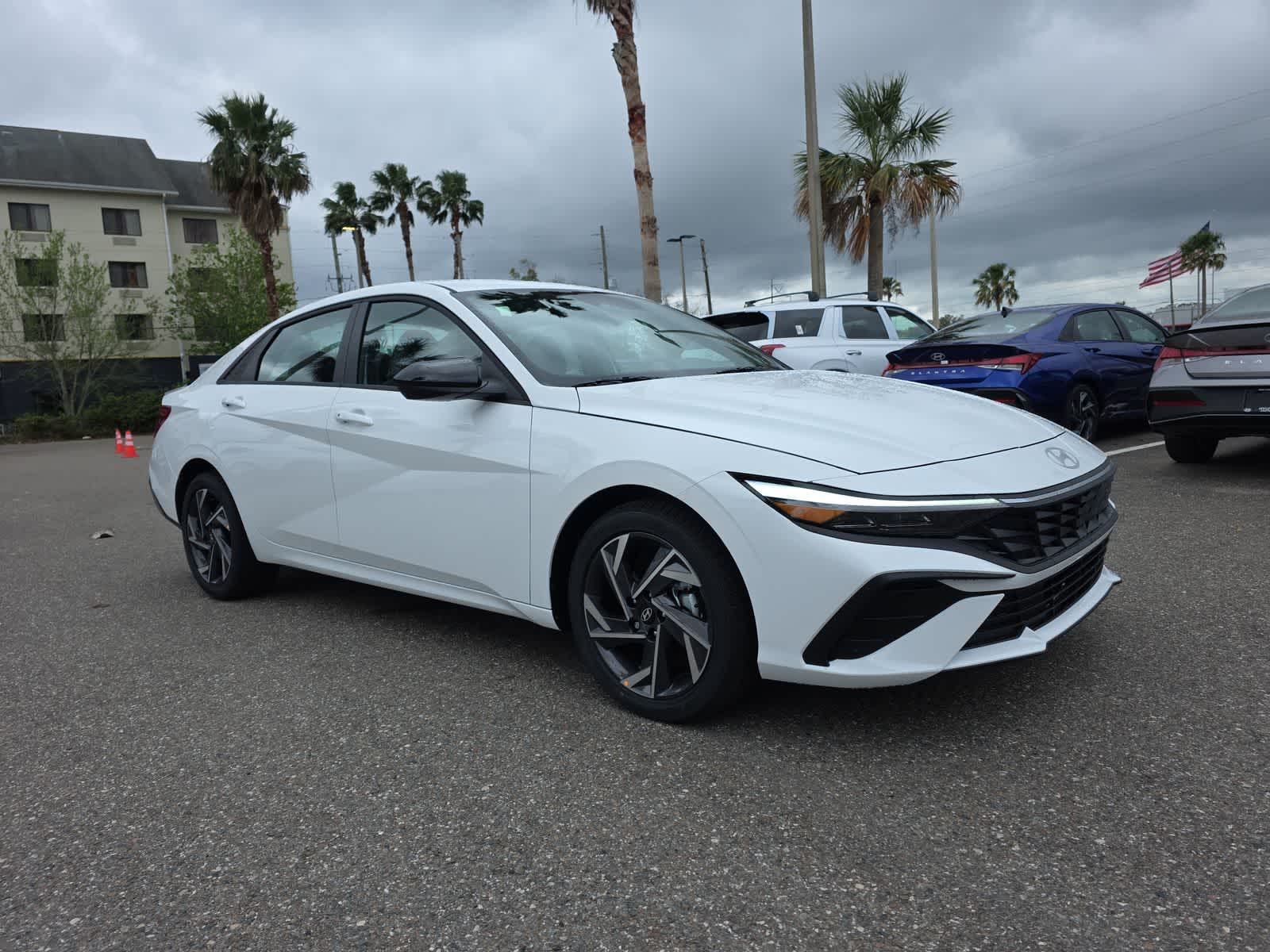Thumbnail: 2025 Hyundai Elantra - 8
