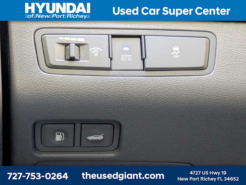 Thumbnail: 2014 Hyundai Sonata - 23