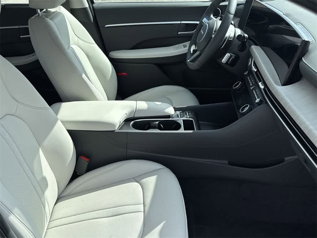 Thumbnail: 2025 Hyundai Sonata - 23