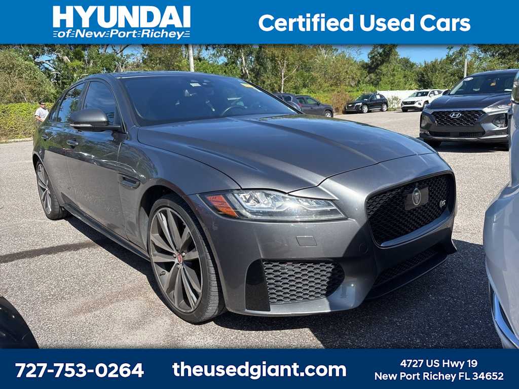Thumbnail: 2016 Jaguar XF - 4