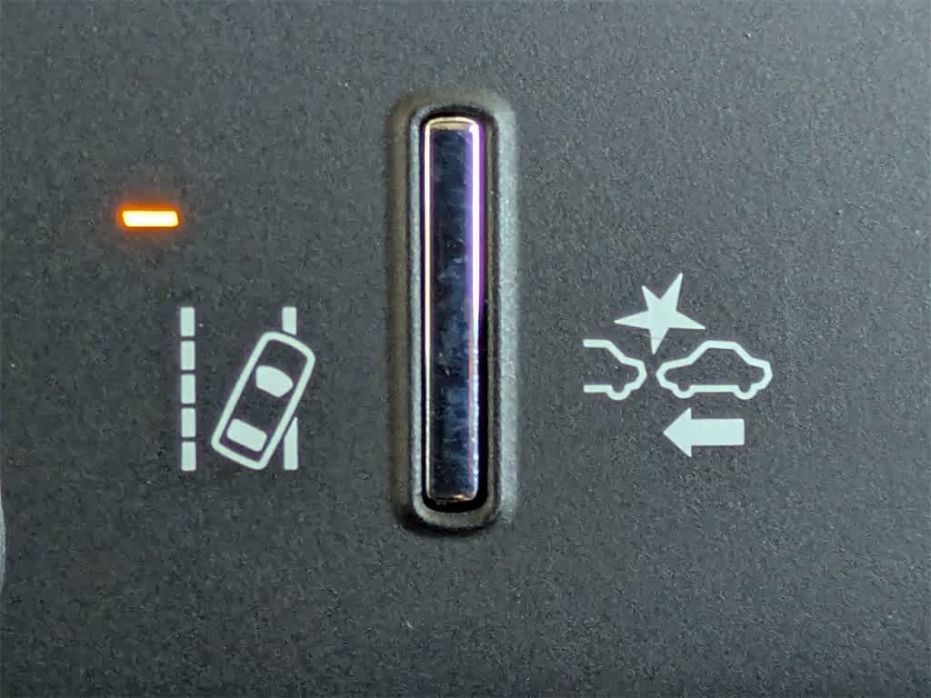 Thumbnail: 2017 Chevrolet Traverse - 30