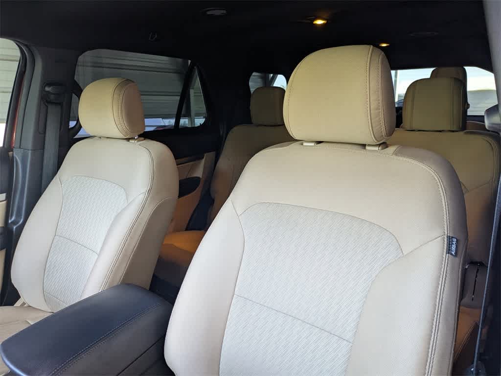 Thumbnail: 2017 Ford Explorer - 7