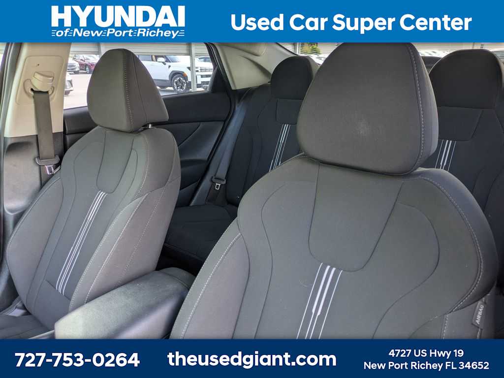 Thumbnail: 2023 Hyundai Elantra - 7