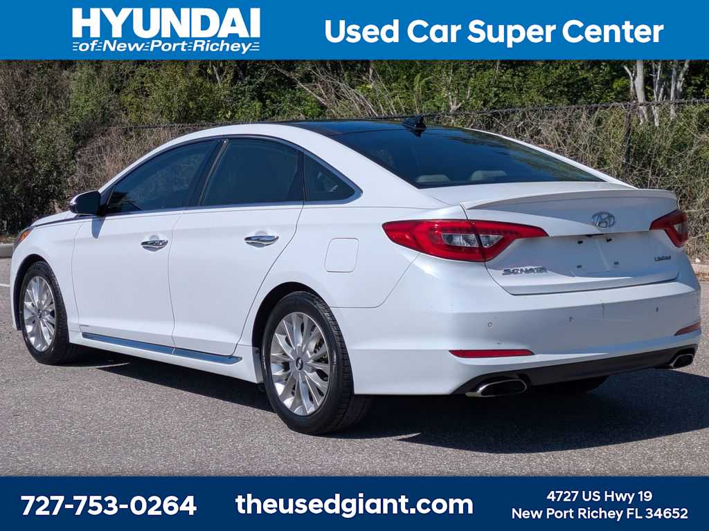 Thumbnail: 2015 Hyundai Sonata - 3