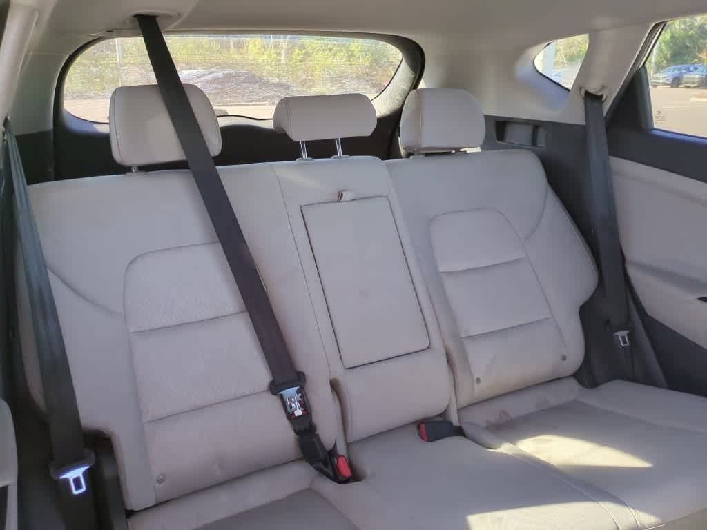 Thumbnail: 2017 Hyundai Tucson - 9