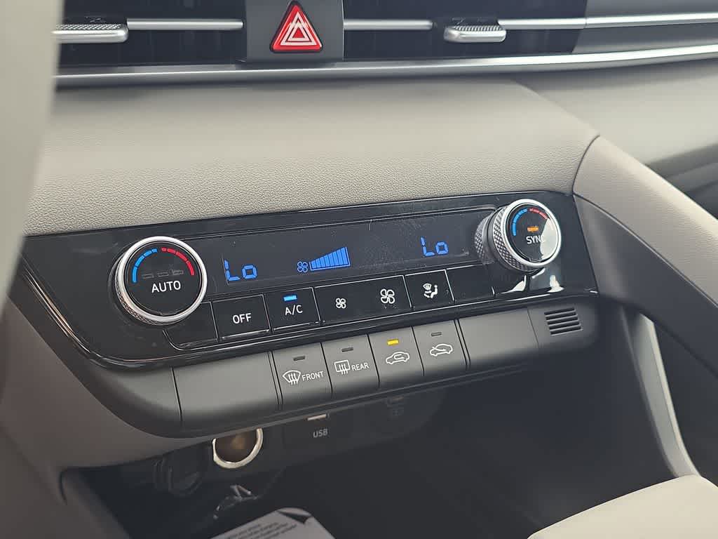 Thumbnail: 2026 Hyundai Elantra - 31