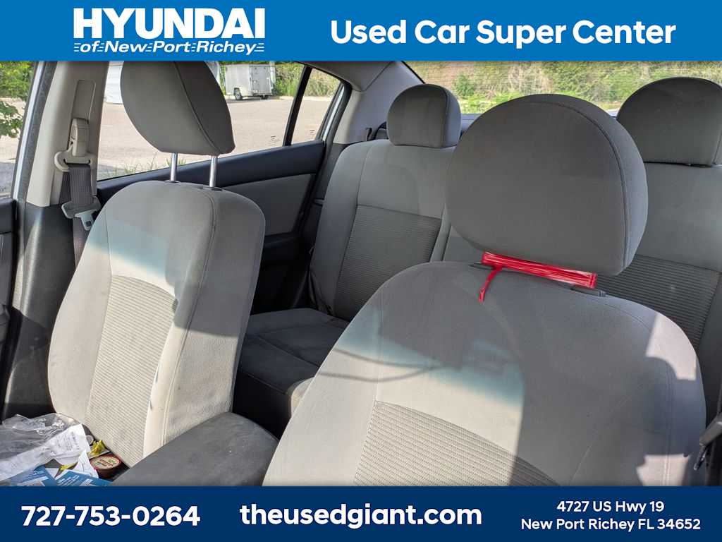 Thumbnail: 2012 Nissan Sentra - 3