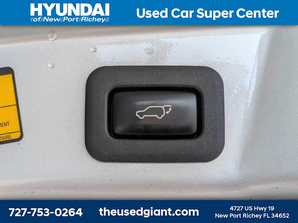 Thumbnail: 2009 Toyota Venza - 13