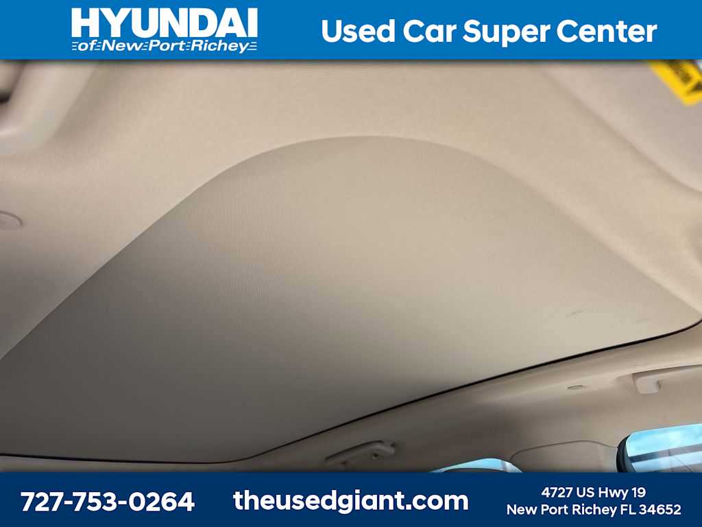 Thumbnail: 2020 Lincoln Nautilus - 9