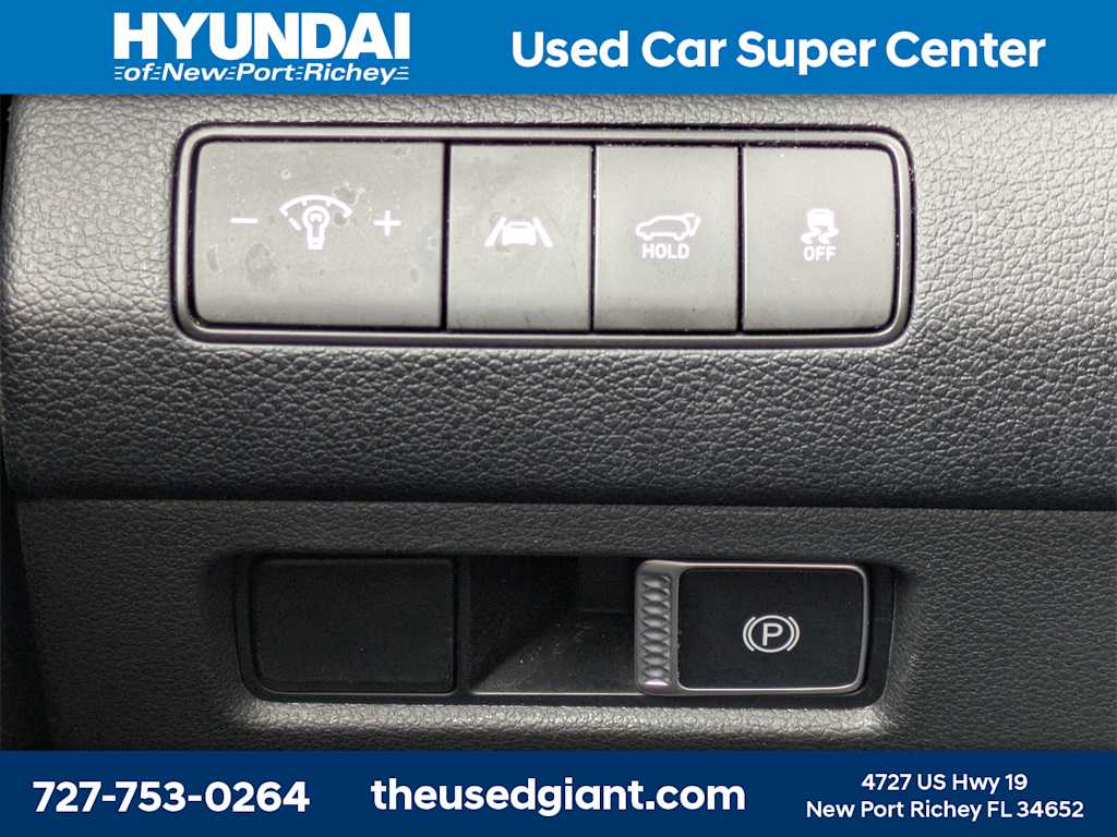 Thumbnail: 2022 Hyundai Santa Fe - 30