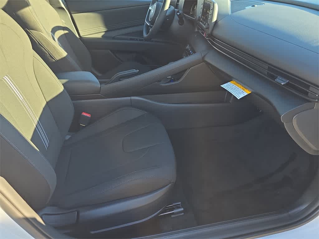 Thumbnail: 2026 Hyundai Elantra - 20