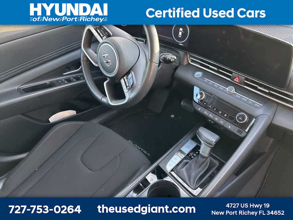 Thumbnail: 2023 Hyundai Elantra - 6