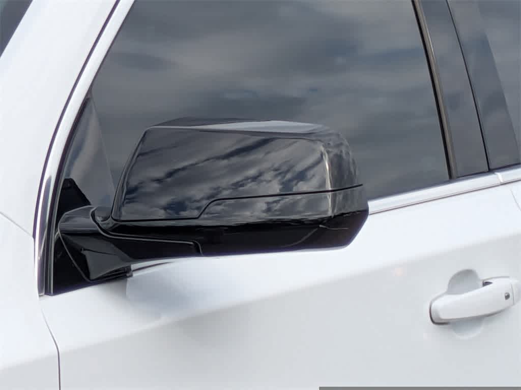 Thumbnail: 2019 Chevrolet Traverse - 11