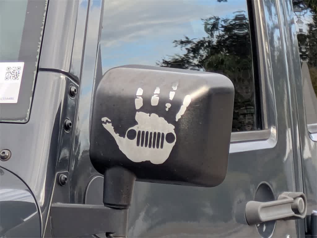 Thumbnail: 2017 Jeep Wrangler - 11