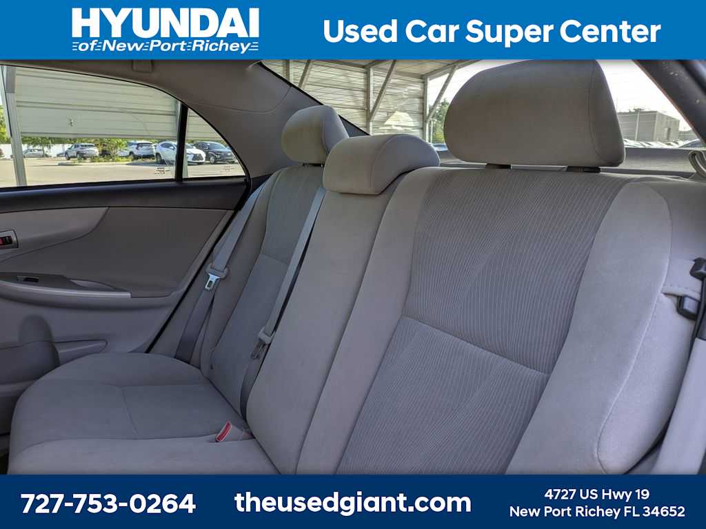 Thumbnail: 2012 Toyota Corolla - 14