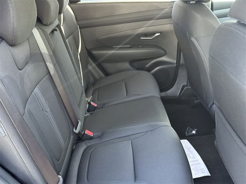 2025 Hyundai Tucson SEL 19