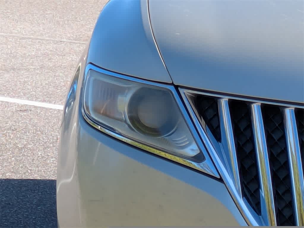 Thumbnail: 2011 Lincoln MKX - 9