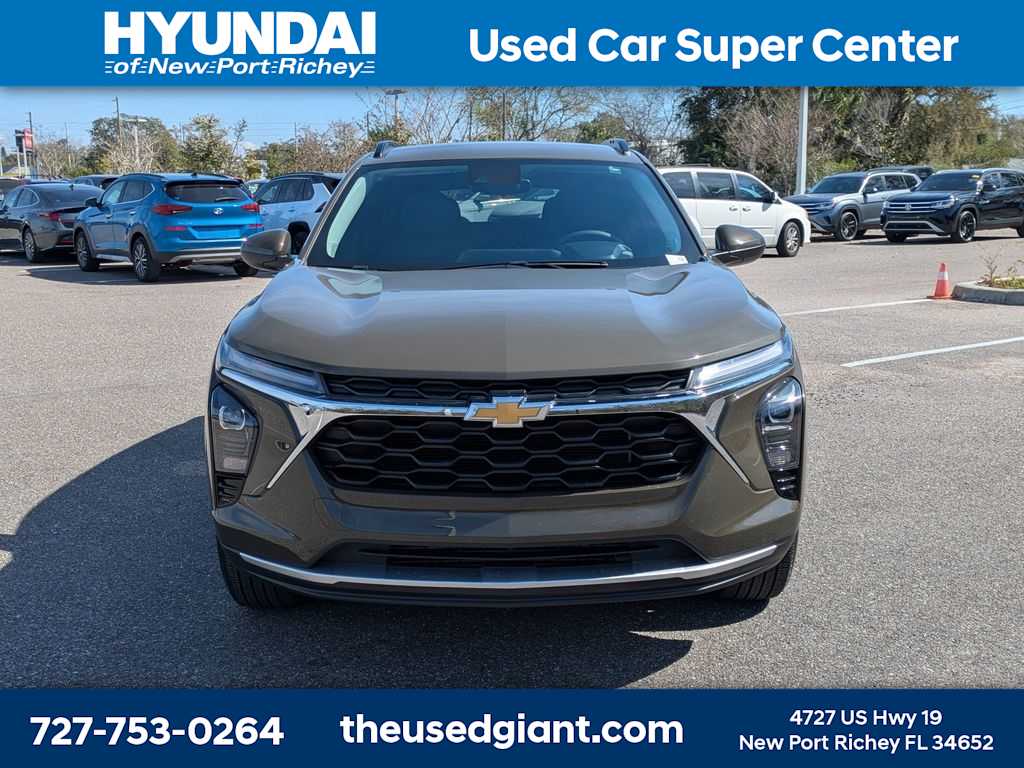 Thumbnail: 2024 Chevrolet Trax - 8