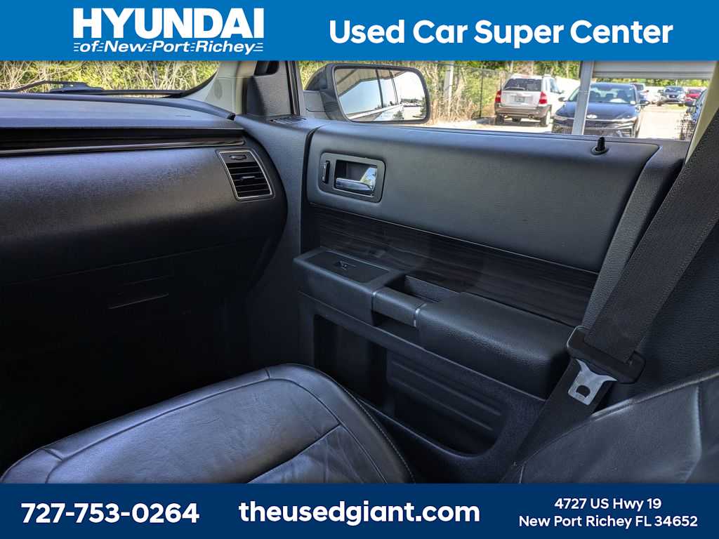 Thumbnail: 2013 Ford Flex - 23