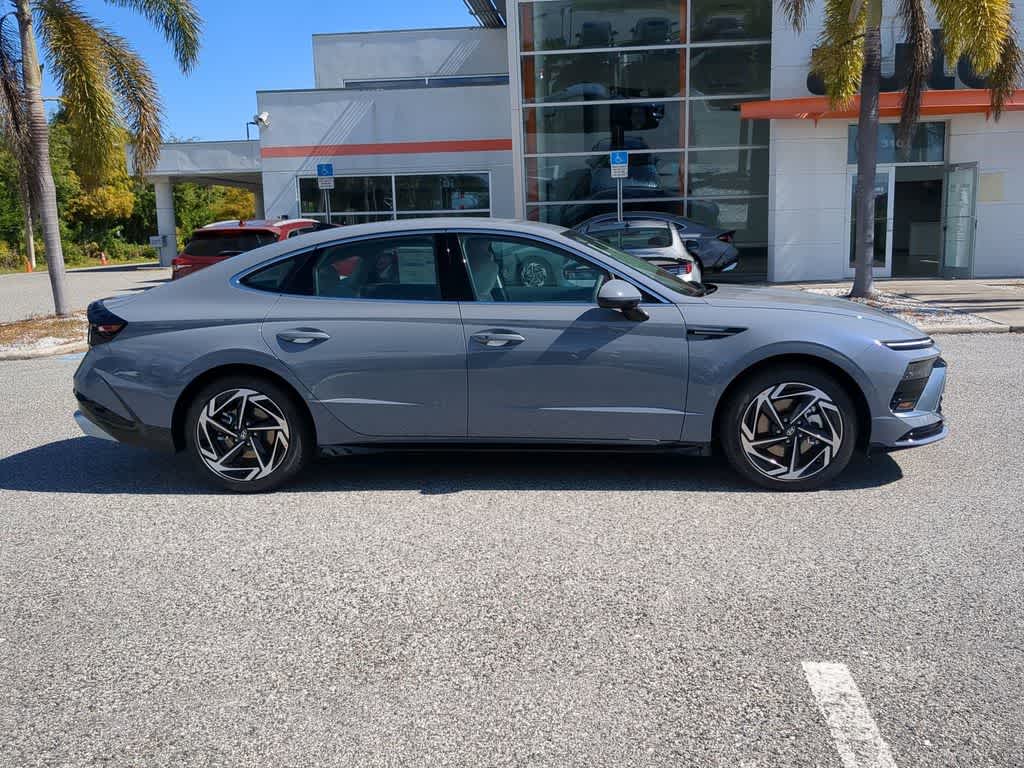 Thumbnail: 2026 Hyundai Sonata - 8