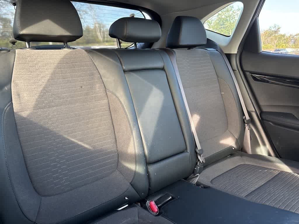 Thumbnail: 2022 Kia Seltos - 8