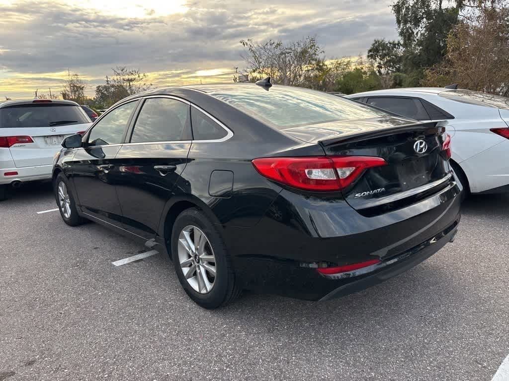 Thumbnail: 2017 Hyundai Sonata - 2