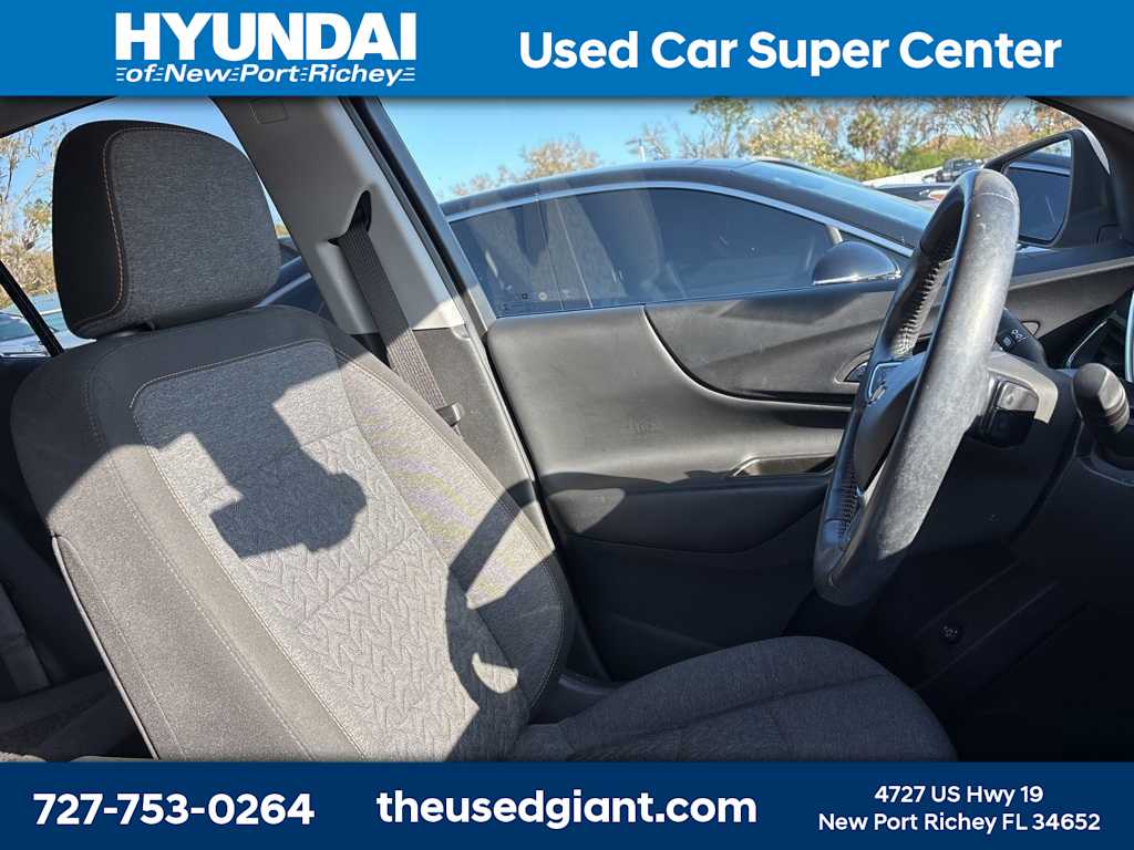 Thumbnail: 2022 Chevrolet Equinox - 9