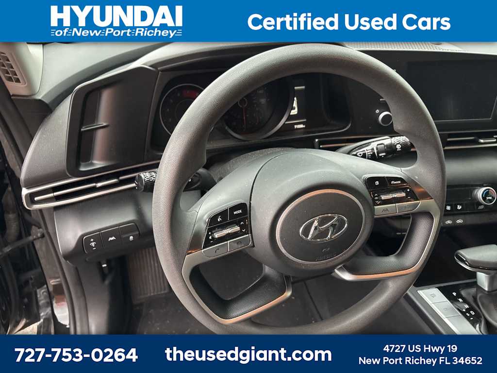 Thumbnail: 2023 Hyundai Elantra - 10