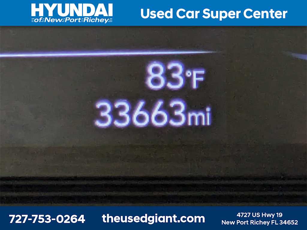 Thumbnail: 2023 Hyundai Venue - 27