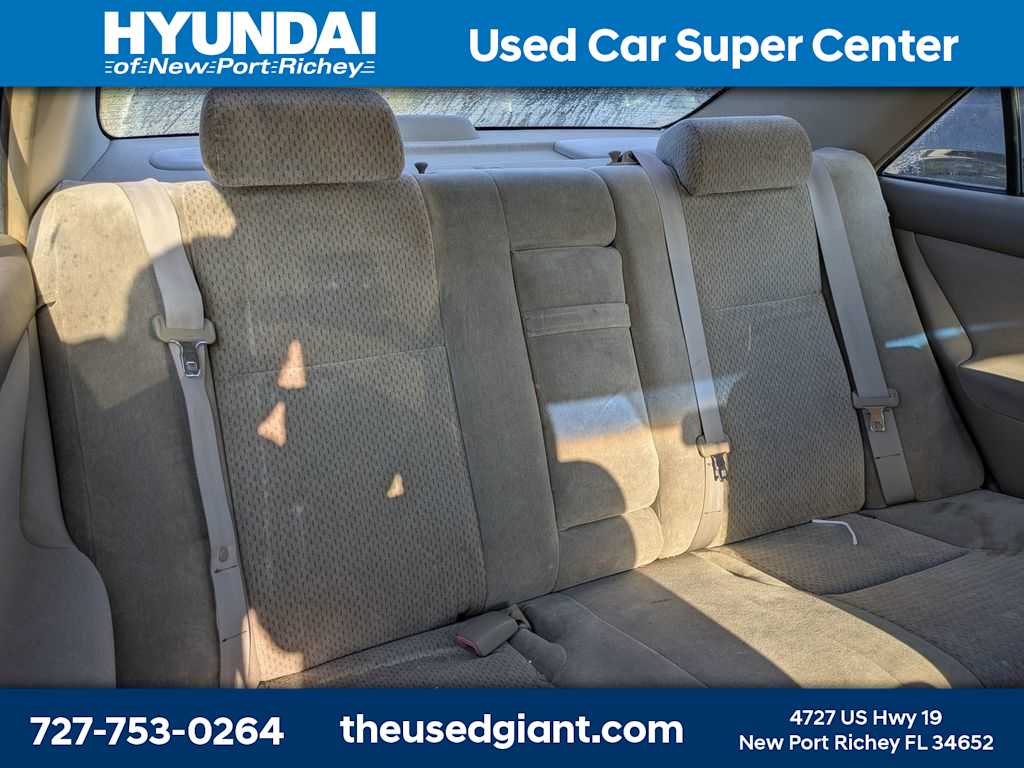 Thumbnail: 2004 Toyota Camry - 9