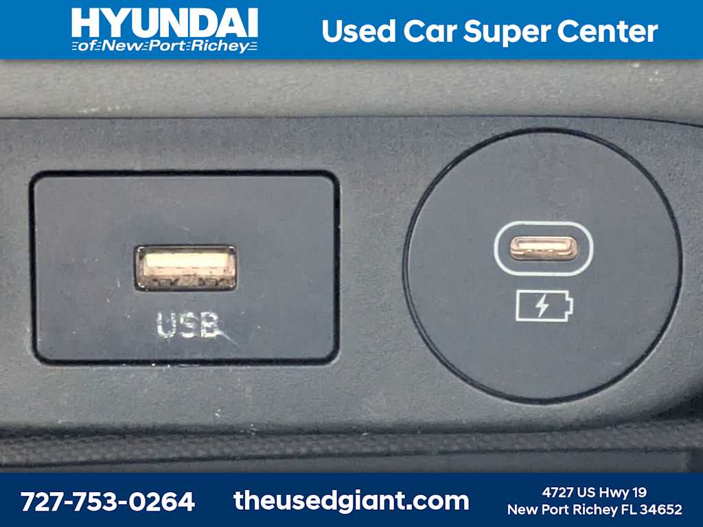 Thumbnail: 2024 Hyundai Elantra - 21
