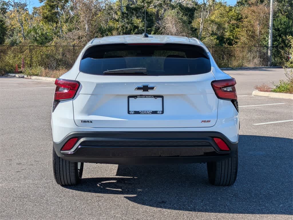 Thumbnail: 2024 Chevrolet Trax - 4