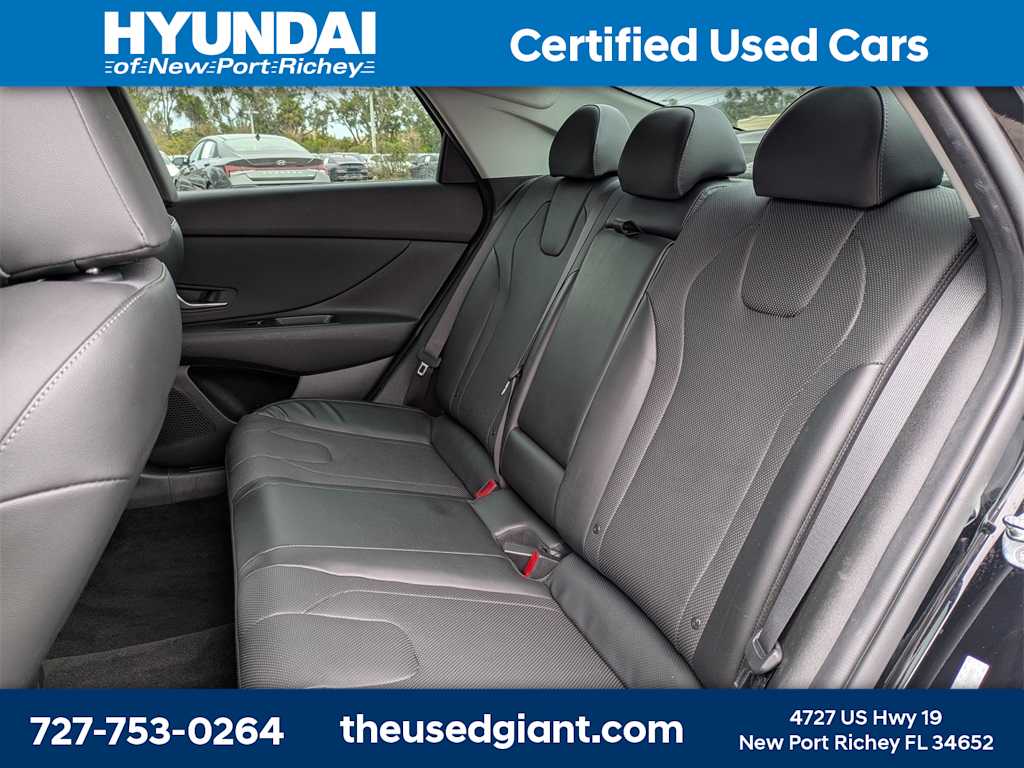 Thumbnail: 2022 Hyundai Elantra - 14