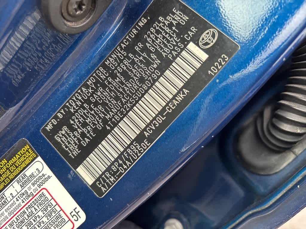 Thumbnail: 2005 Toyota Camry - 11