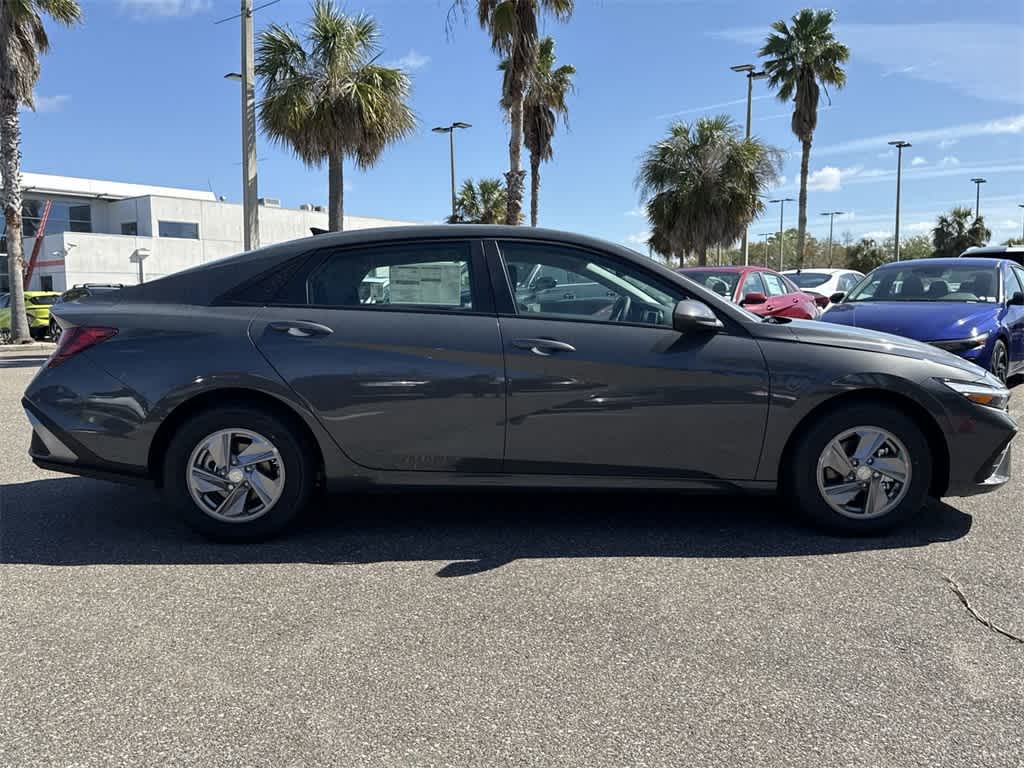 Thumbnail: 2025 Hyundai Elantra - 6