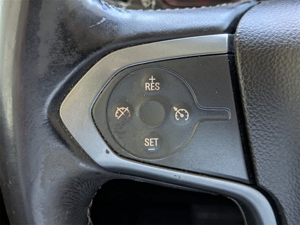 Thumbnail: 2016 Chevrolet Silverado 1500 - 28