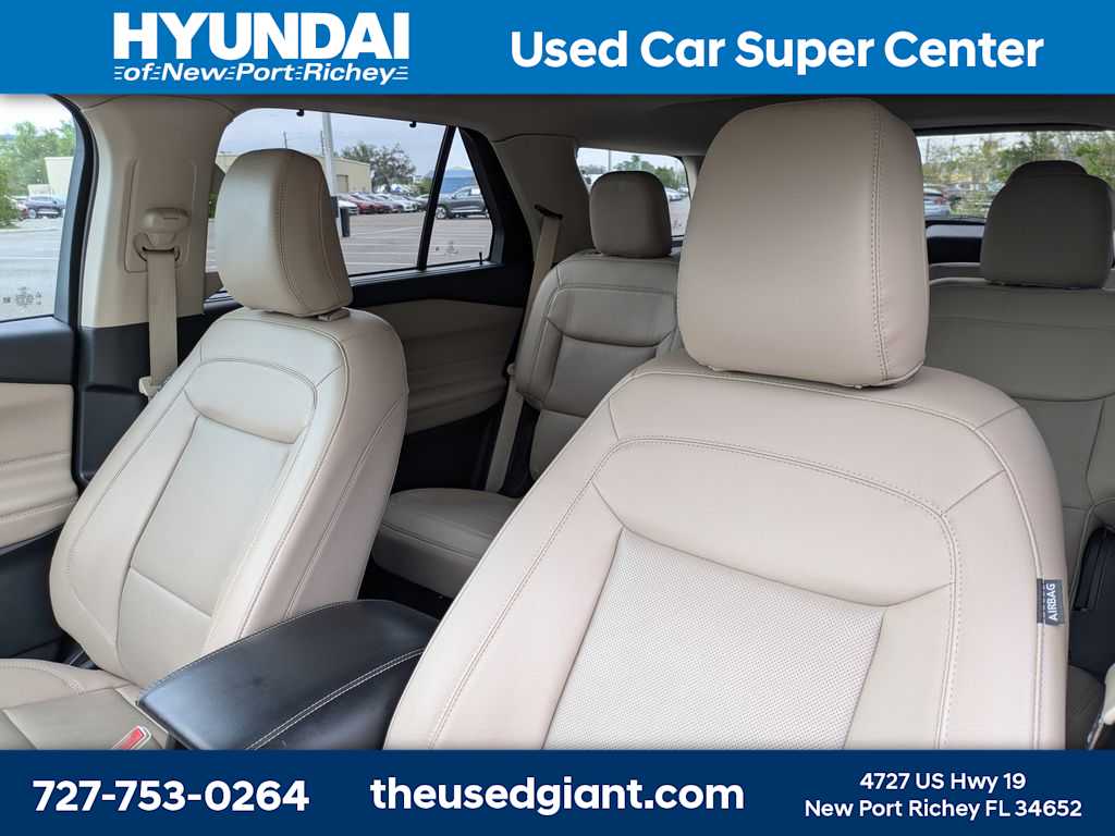 Thumbnail: 2021 Ford Explorer - 7