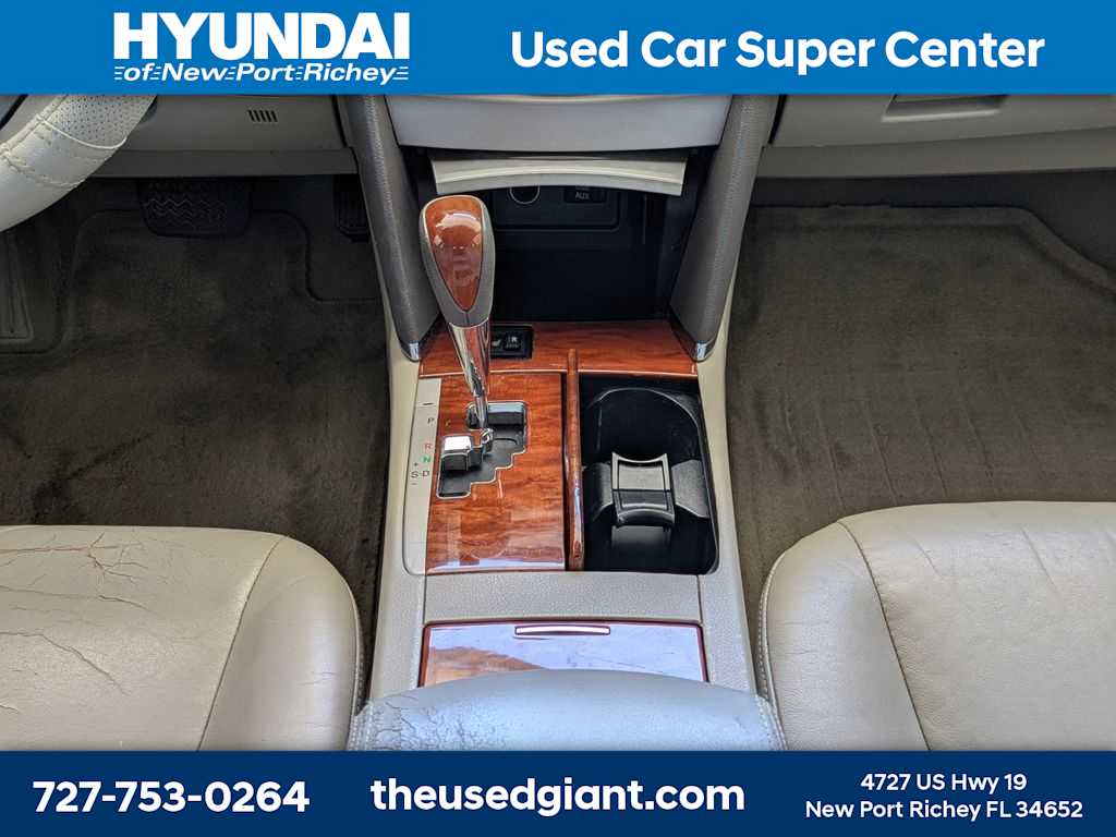 Thumbnail: 2011 Toyota Camry - 20