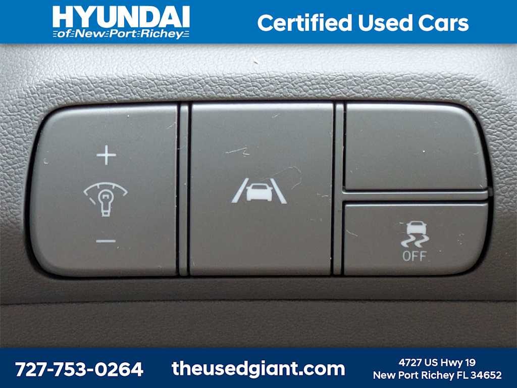 Thumbnail: 2023 Hyundai Elantra - 25