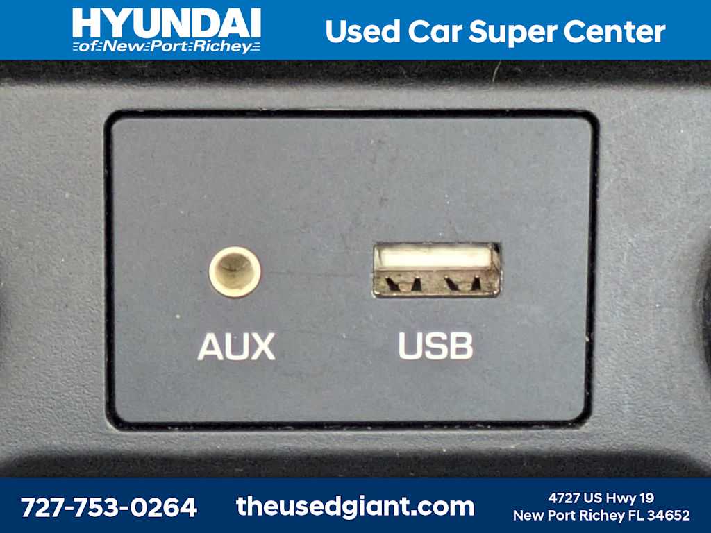 Thumbnail: 2021 Hyundai Accent - 22