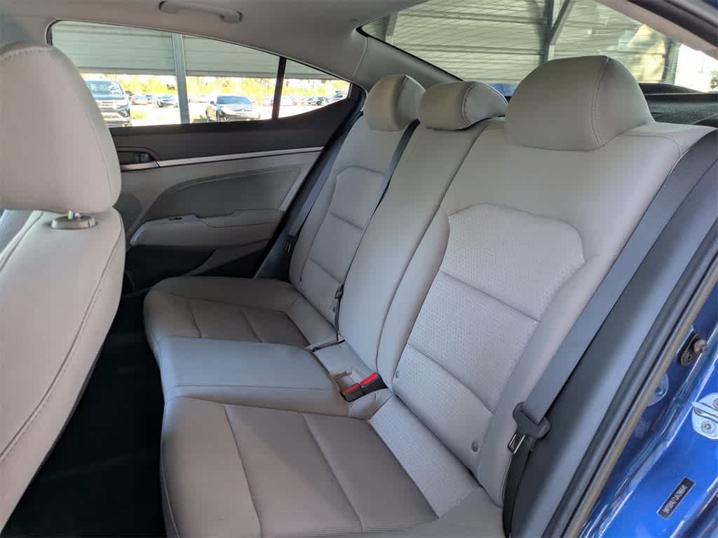 Thumbnail: 2018 Hyundai Elantra - 13
