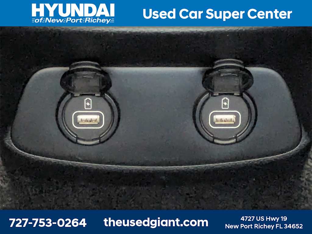 Thumbnail: 2020 Hyundai Santa Fe - 15