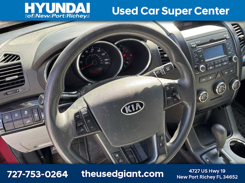 Thumbnail: 2011 Kia Sorento - 9