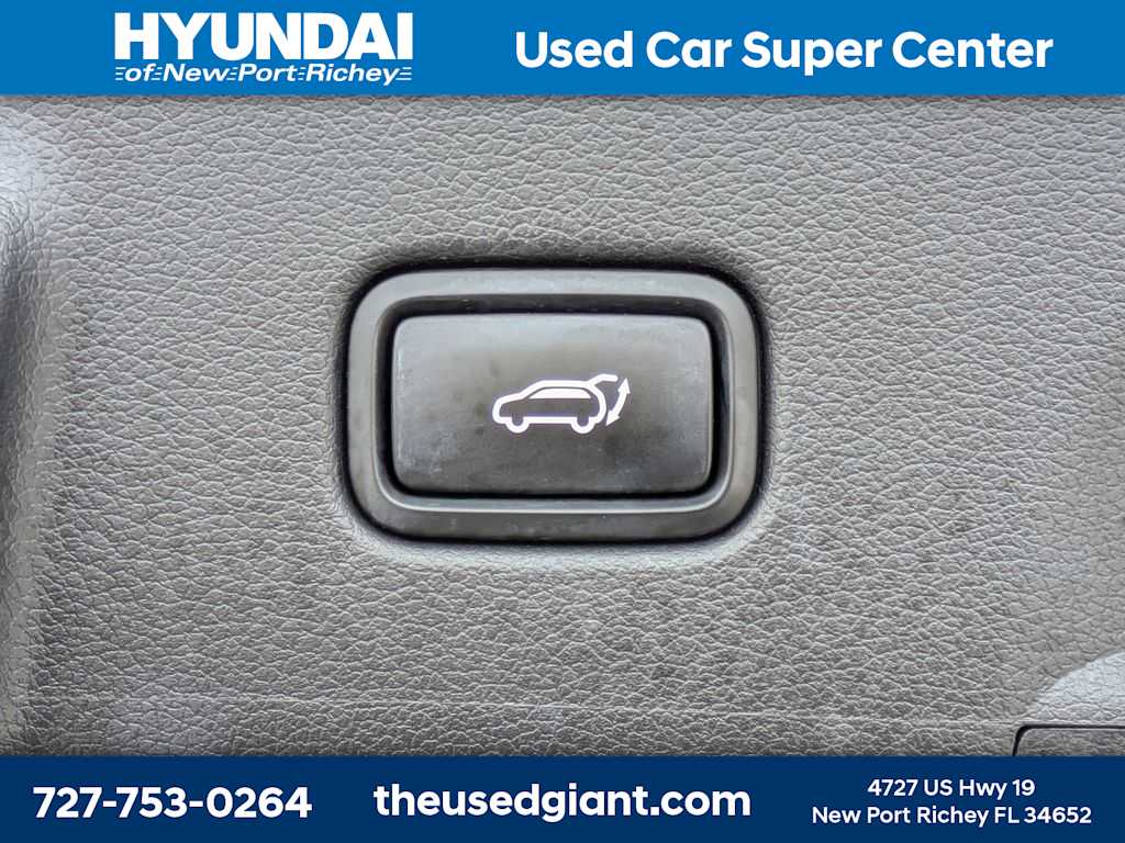 Thumbnail: 2023 Hyundai Palisade - 13