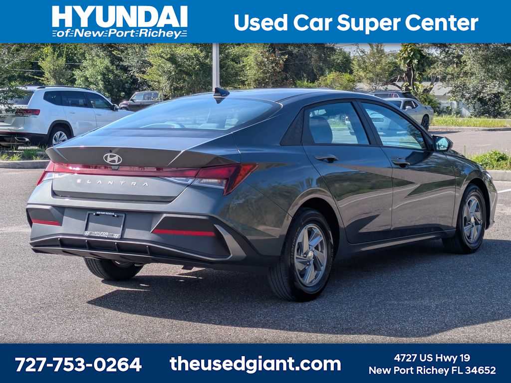 Thumbnail: 2025 Hyundai Elantra - 5