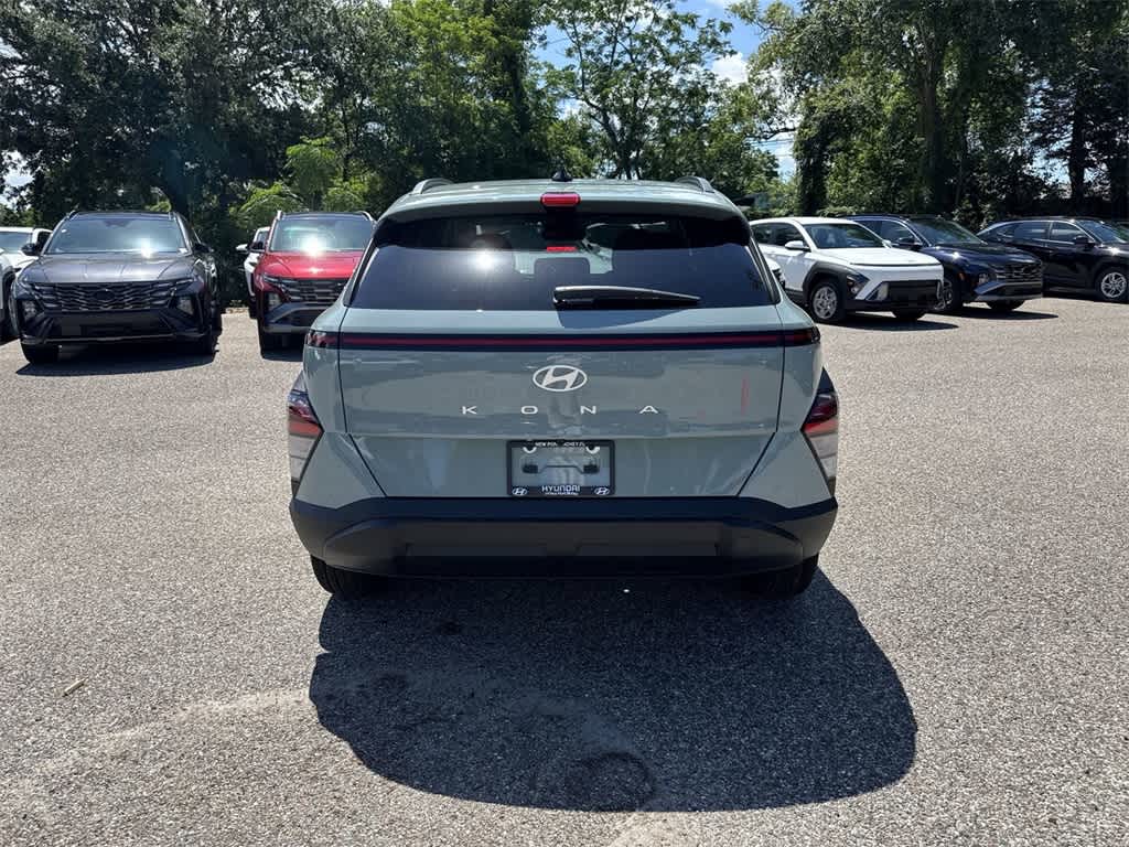 2025 Hyundai Kona SEL 4